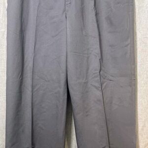 Croft & Barrow Premium No Iron Pants in Charcoal